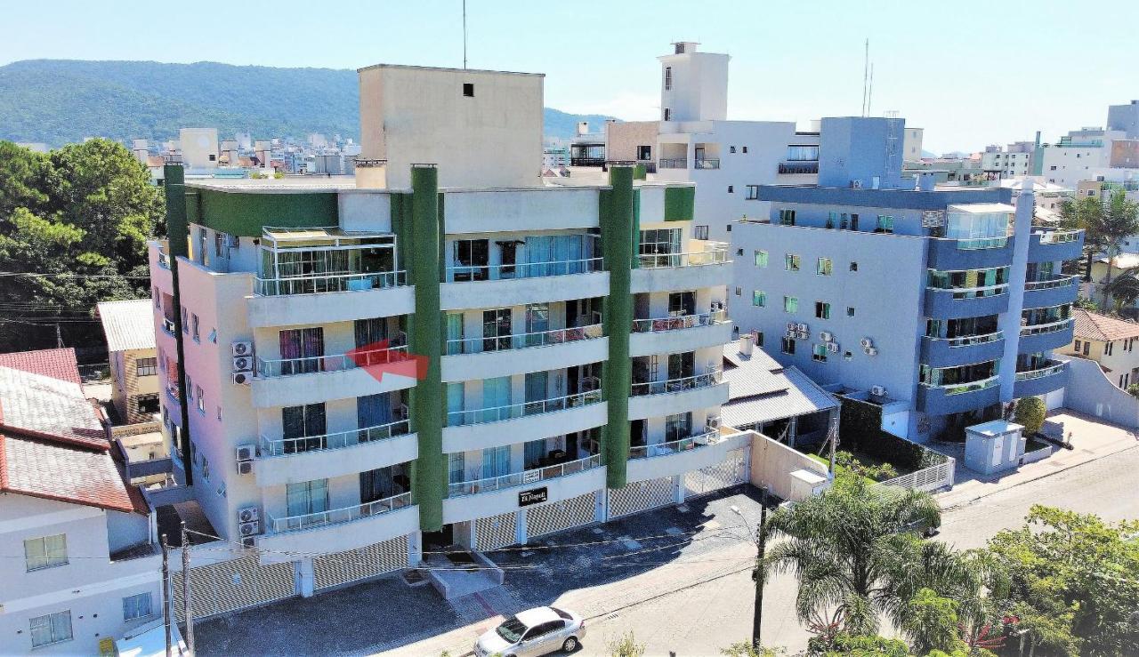 1024 - Apartamento Em Bombinhas Para Locacao De Temporada - Praia De Bombas Eksteriør billede